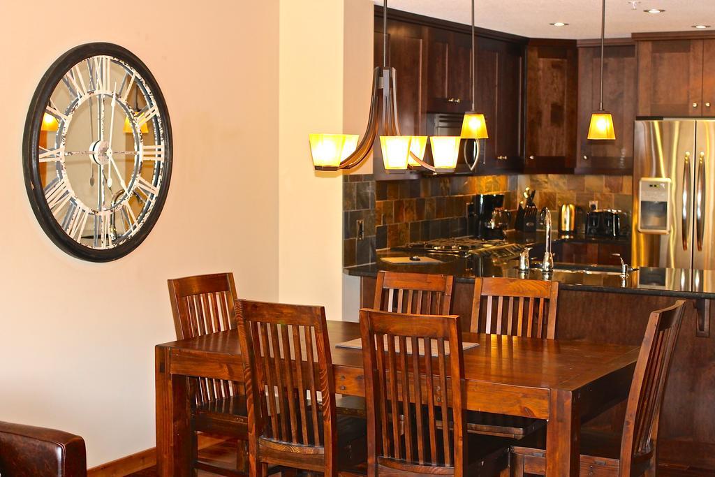 Luxury Canmore Vacations Экстерьер фото